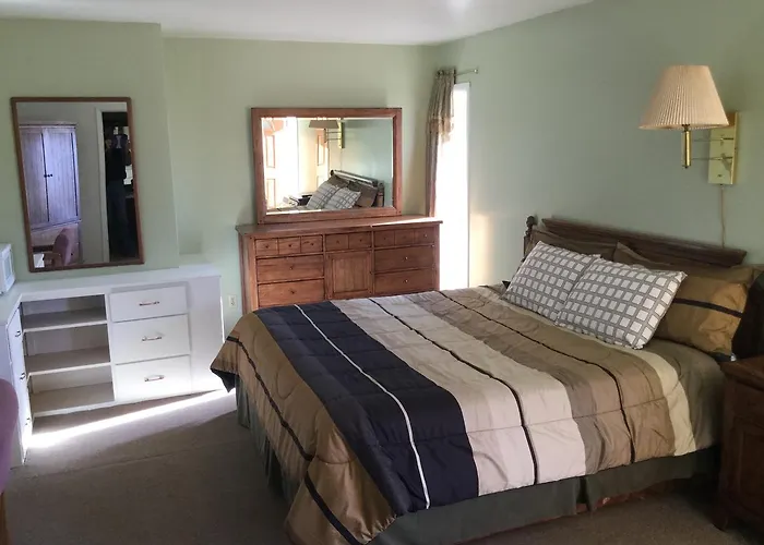 Fountain Of Youth Motel 3*